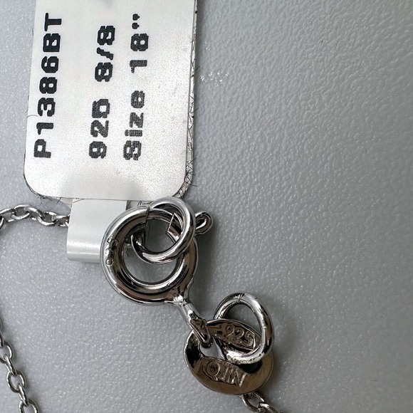 925 Sterling Silver 1 Carat Swiss Blue Topaz Oval Cut 18" Chain Necklace - Picture 3 of 3